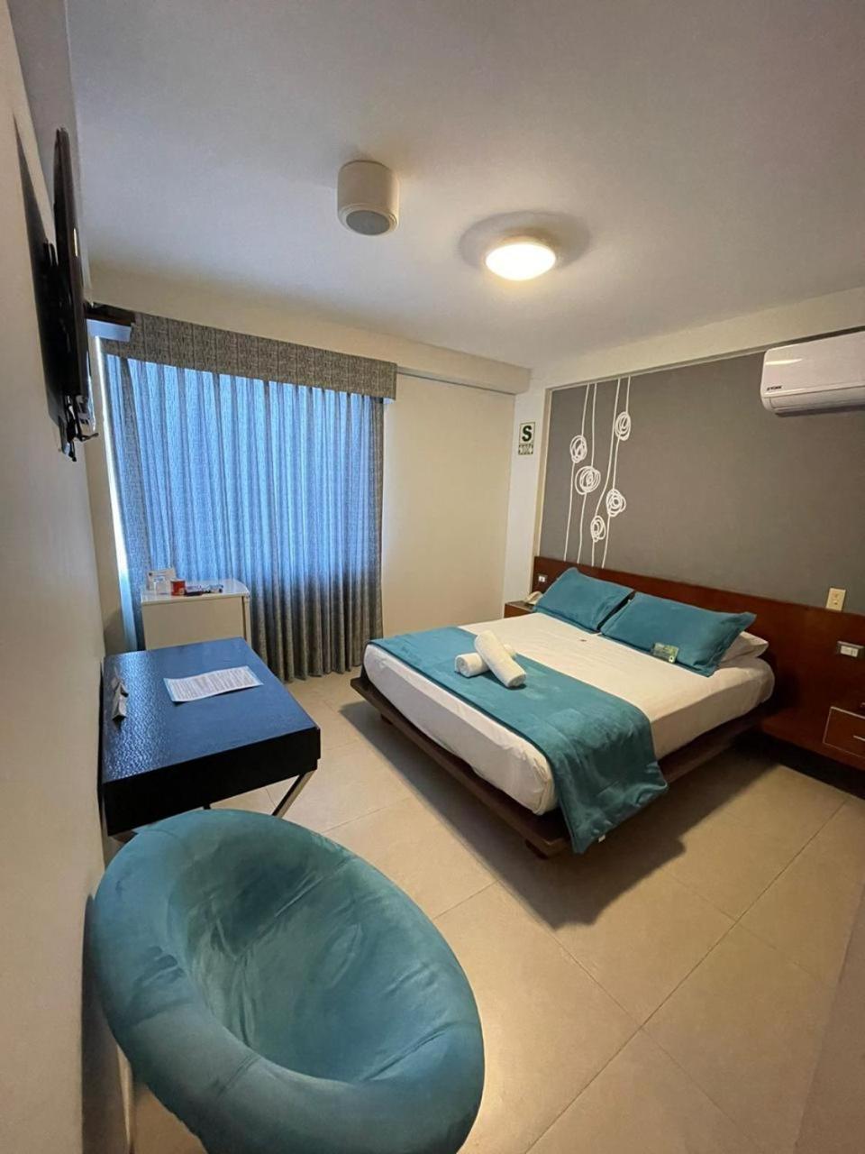 Sunec Hotel Чиклайо Экстерьер фото