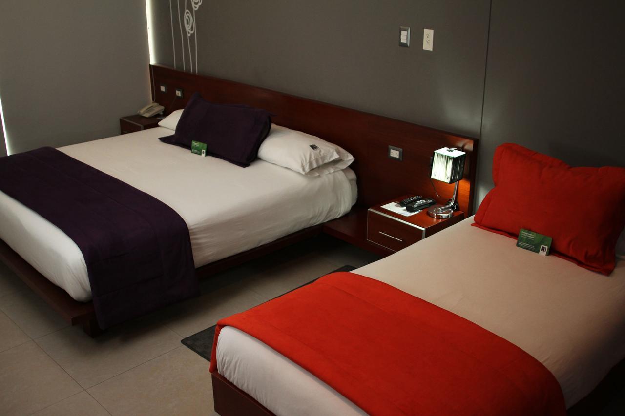 Sunec Hotel Чиклайо Экстерьер фото