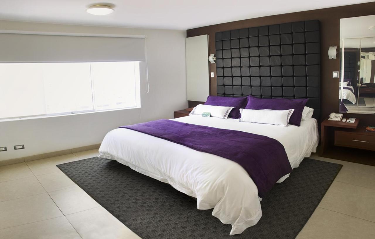 Sunec Hotel Чиклайо Экстерьер фото